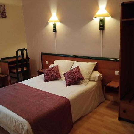 Hotel Moderne Prades-d'Aubrac Εξωτερικό φωτογραφία