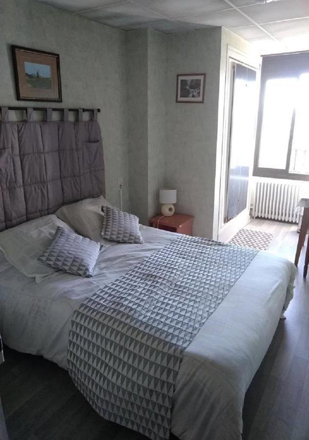 Hotel Moderne Prades-d'Aubrac Εξωτερικό φωτογραφία